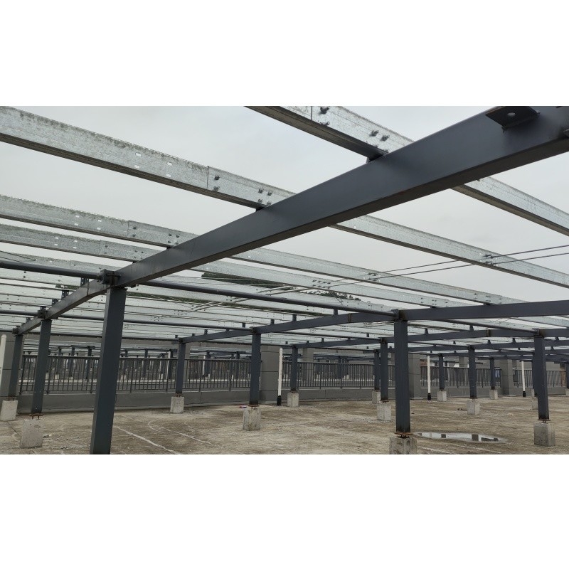 Q235Z โครงสร้างเหล็ก โครงสร้างเหล็กสําหรับการติดตั้ง ระบบพลังงานแสงอาทิตย์ โครงสร้างโครงสร้างเหล็กช่าง