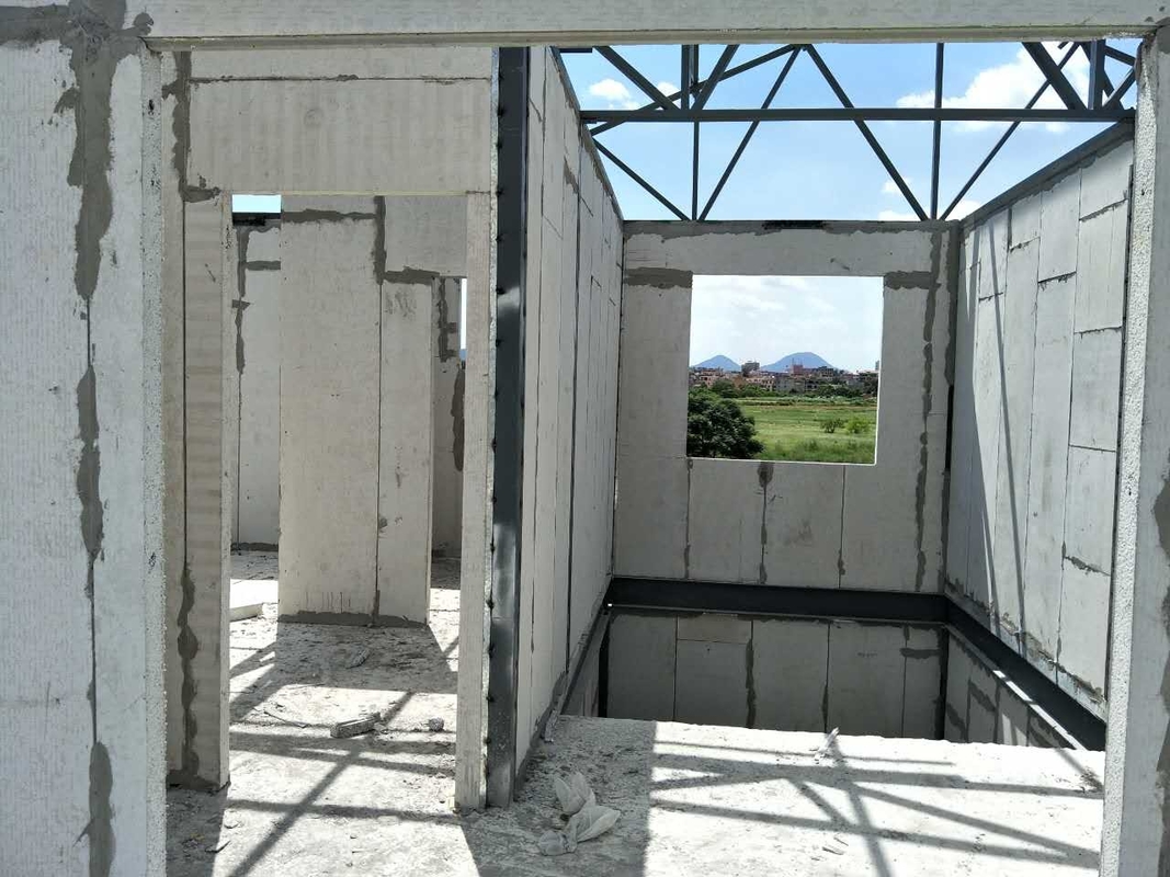 โครงสร้างเหล็กเบา โครงสร้างสแตนเลส Prefabricated คอนโดหรูสองชั้น Prefab บ้าน