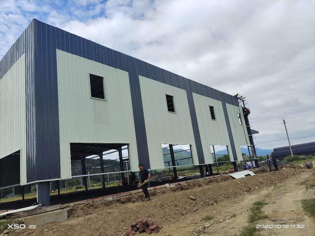 ประเภทใหม่ ของอาคาร Prefabricated โครงสร้างเหล็ก สร้าง Prefab โรงงาน