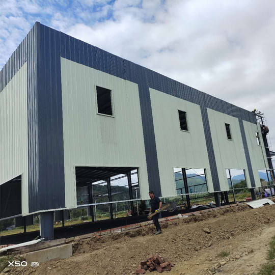ประเภทใหม่ ของอาคาร Prefabricated โครงสร้างเหล็ก สร้าง Prefab โรงงาน