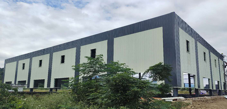 ประเภทใหม่ ของอาคาร Prefabricated โครงสร้างเหล็ก สร้าง Prefab โรงงาน